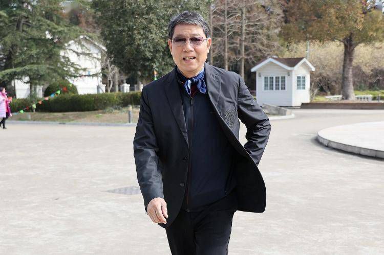 国内外免费鲁尔山